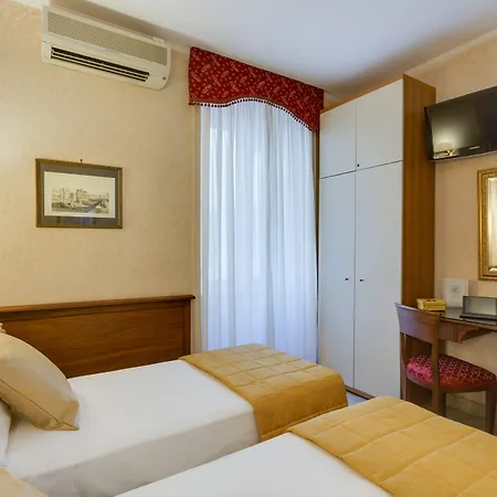 Hotel Silla 2*