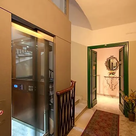 Hotel Silla 2*