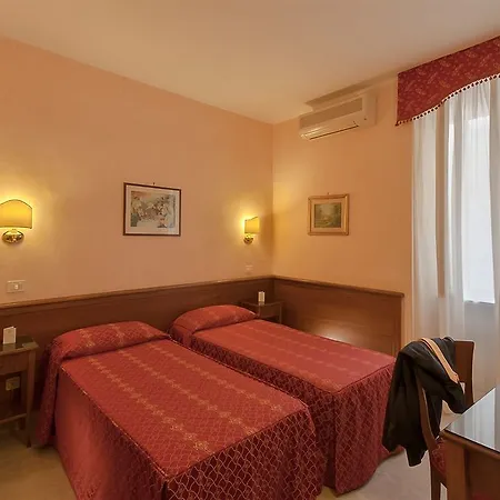 Silla 2* Roma
