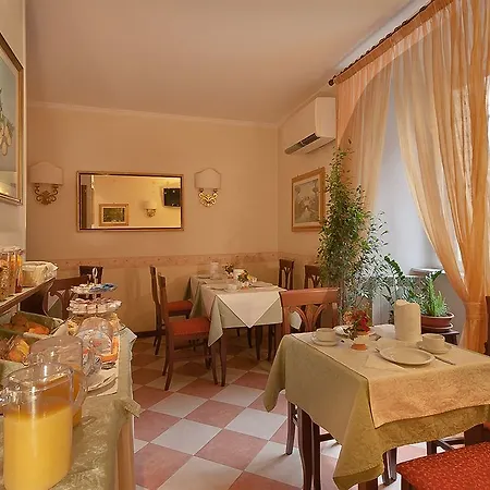 Silla 2* Roma